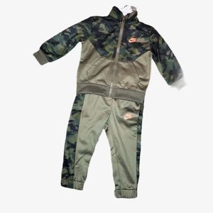 Nike camo 12 month matching set